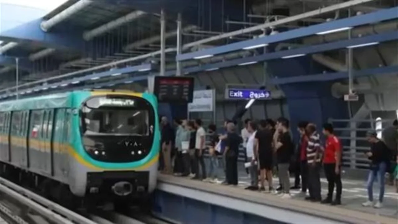 تخفيضات التنقل.. خطوات استخراج اشتراك المترو للطلاب والموظفين عبر المحطات الرئيسية